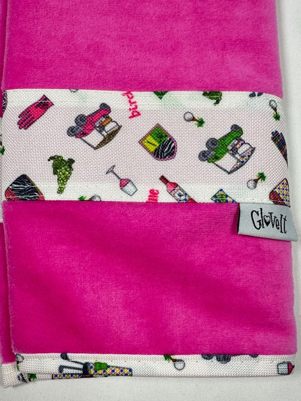 Glove It - Nine & Wine Microfiber Golf Towel Pink & White Pattern Tri-fold 16X20